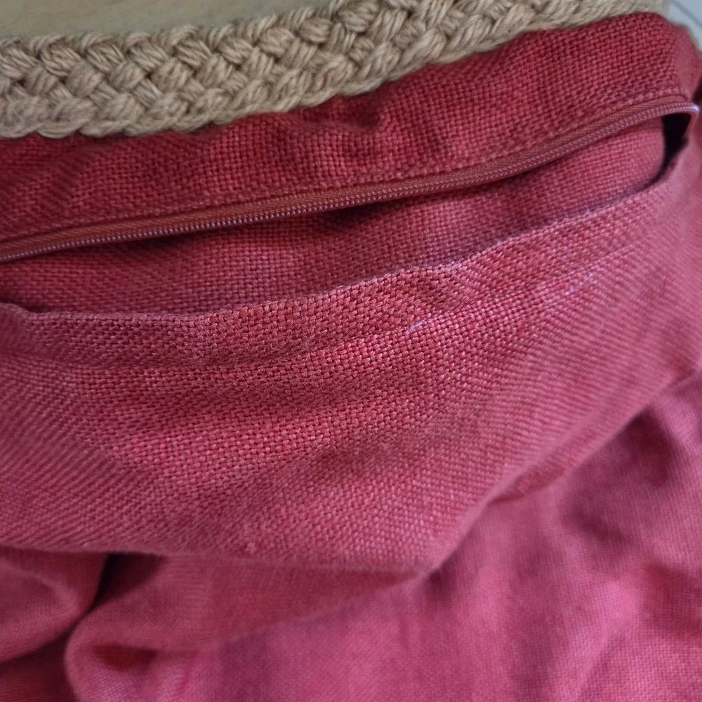 Pottery Barn Earthy Red Pillow Cover with Braided‎ Jute Border 20x20 inches